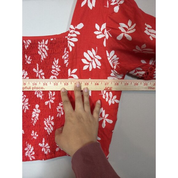 Ann Taylor Red Floral Linen Blend Puff Sleeve Crop Top Blouse Size 10 Boho Chic - Picture 7 of 8